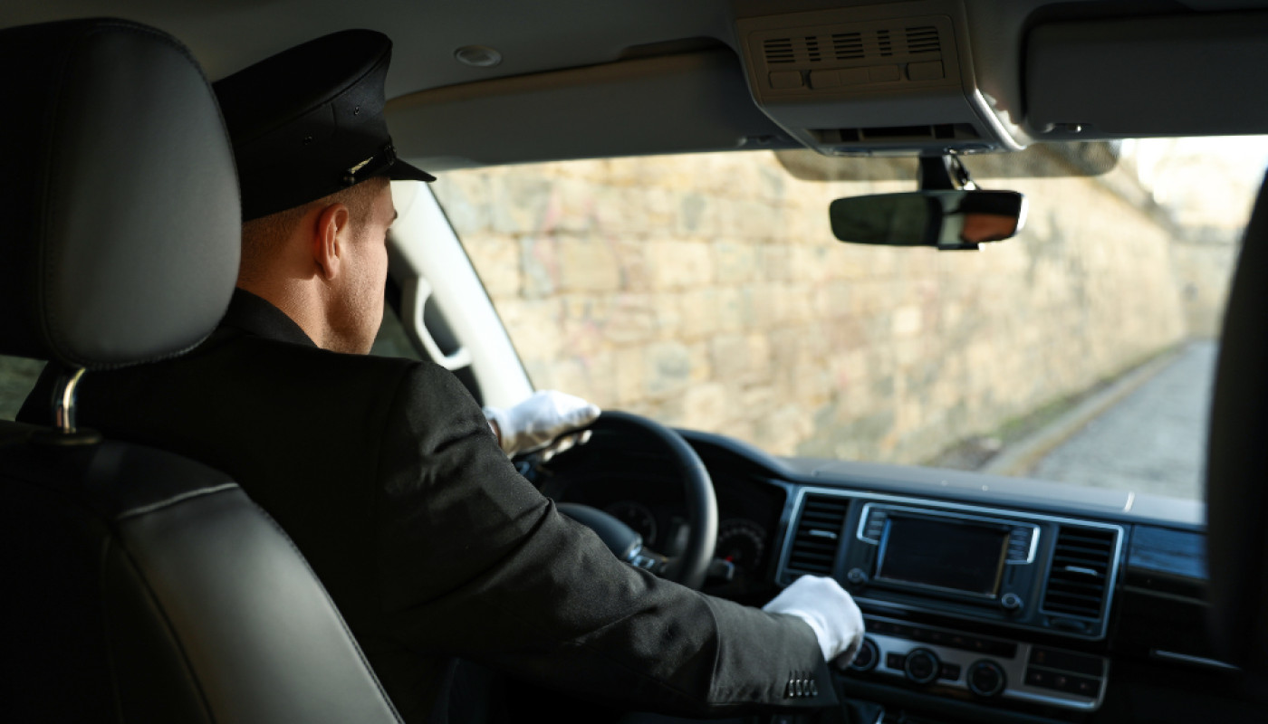 Which is the best itinerary for a car tour in Nice ?
